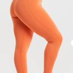 women's best Hold Leggings Photo 4