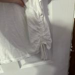 Universal Threads white cropped shirt Photo 4