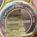 Michael Kors  WOMENS STAINLESS STEEL GOLD TONE WATCH EXTRA LINKS SNAP CLOSURE Photo 6