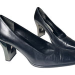 Black Leather Block Heel Pumps Cut Photo 0