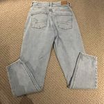 American Eagle Lightwash Jeans Photo 2