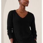 Athleta NWT  Hanover Refined Long Sleeve V-Neck Sweater Black Women's Size M Photo 0