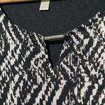 Dress Barn Shirt Airty Lined Lightweight Dressy Short Sleeve Keyhole Size Large Photo 2