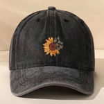 Spring Sunflower and Butterfly Hat nwt Black Photo 0