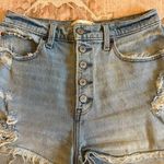 Abercrombie & Fitch  high-rise mom short curve Love Photo 2