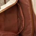 White and brown backpack Photo 2