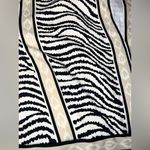 J. McLaughlin Beige and White Patterned Dress size Small Photo 5