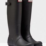 Hunter Black tall  rain boots. Photo 0