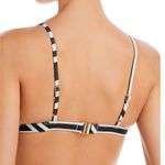 ALEXANDRA MIRO Photo 3