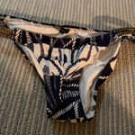 Vix Paula Hermanny Navy and White Patterned Bikini Bottom Photo 0