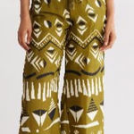 T Tahari  Drawstring Waist Olive Patterned Wide-Leg Pants Photo 0