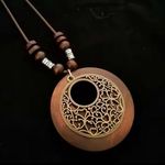 Brand new vintage wooden long necklace Brown Photo 1