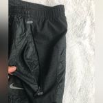Nike  2.5” Luxe Textured Women’s Shorts Black 589083 Soccer Sz M. Photo 4