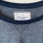 Abercrombie & Fitch  vintage Y2K Navy and Gray jersey tee shirt size small Photo 3