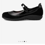 Naot Kire Mary Jane Flat Black Suede & Leather Size 38 7 Photo 3