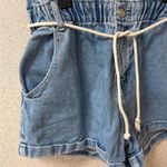 PacSun Women Size Large Paperbag Elastic Waist Mom Jean Shorts Cuffed Rope Belt Photo 1