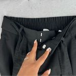 Gap Pleated Front High Rise Belted Crop Pant Photo 4