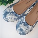 Lucky Brand NWOT Erin Blue Tie Dye Flat White Cham Photo 1