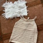 2 super cute tops size xs to s Photo 0