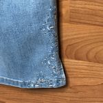 Jones New York Jeans Soho Crop Size 10 light wash Photo 7