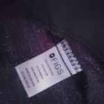 FIGS  V-Neckline Technical Collection Stub Short Sleeve Top Photo 4