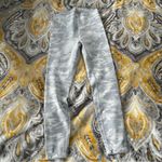 Lululemon wunder under white camo leggings size 8 Photo 1