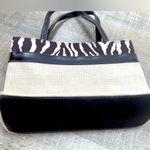 Estée Lauder Mini Tote Bag 2pc Set Seagrass Straw Zebra Animal Print Cosmetic Makeup Travel Photo 3