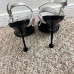 Prada 
Mary Jane patent leather heels Size 36 1/2 Photo 5