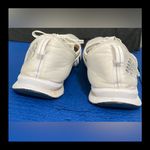 New Balance  Women's FuelCore Nergize Sneaker - Size 9 - Used Photo 4