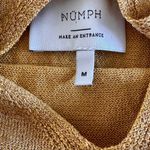 Numph women’s knit vneck sleeveless knit top mustard yellow gold size medium Photo 1