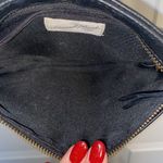 Universal Threads Purse Photo 4