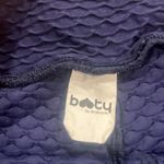 Booty By Brabants  women’s blue capris legging size one size . Photo 5