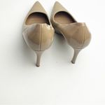 Tahari  Parson Tan Pointy Toe Patent Leather Back High Heels Pumps, Size 9 Photo 5