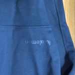 Lululemon  NWT Perfectly Oversized Cropped Crew True Navy Sz4 Photo 3