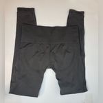 Gymshark Gymsark NWOT Everyday Seamless Leggings in Strength Green‎ Size XS. Photo 6