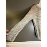 Venus Sweater Womens Medium Beige Gray Ombre Chunky Knit V Neck Cozy Pullover Photo 2