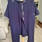 FIGS Navy Scrub Set Photo 1
