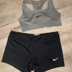 Nike Women’s 2Pc set Gym workout XS/S Photo 0