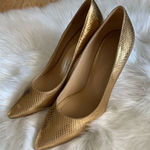 Michael Kors  Claire Pumps gold Metallic Leather (Size 7.5 M / used) Photo 0