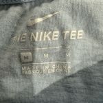 Nike Women’s Crop Top size medium Photo 2