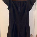 Guess deep v-neck romper - size medium Photo 0