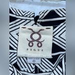 Figue Bohemian Rhapsody Portia
Twill Diamond Printed Pants size small Black Photo 10