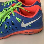 Nike Dual Fusion Run 2 Distinct Blue Flash Lime Shoe Womens 6 Sneaker. Preloved Photo 4