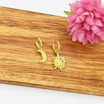 Gold Sun and Moon Mismatched Earrings Photo 4