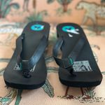 Airwalk New  Black Slight Wedge Women’s Sandals Flip Flops Size 10 Photo 2