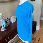 Under Armour  Heat Gear Lightweight Athletic Top Photo 4