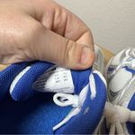 Avia NWOT  Women’s 5000 Performance Sneakers White/Grey/Blue Size 7.5 Photo 6