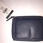 wilson's leather Navy Wallet Photo 0