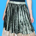 easel Los Angeles Grey Green Cream Velvet Pleated Preppy Party Knee-Length Skirt Photo 7