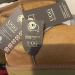 UGG  CLASSIC ULTRA MINI CHESTNUT BOOTS Sheepskin Footwear Photo 9